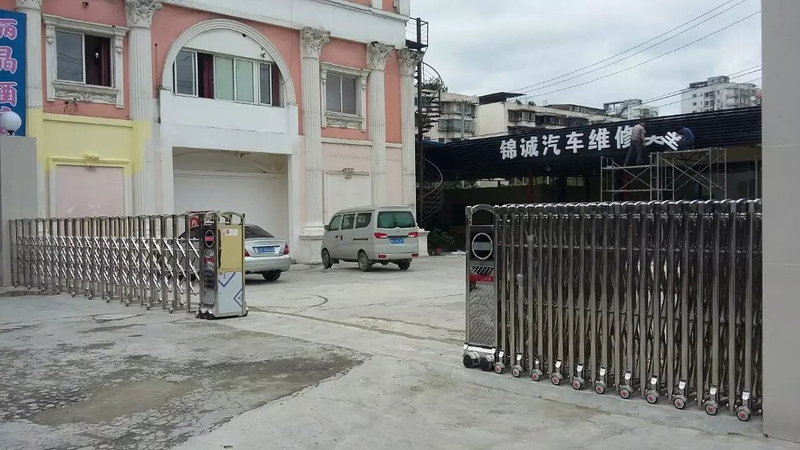 大连普兰店区大连普兰店区四川德阳市伸缩门